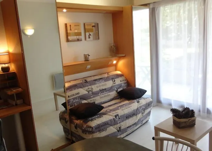 Studio, Terrasse, Piscine, Plage, Les Minimes